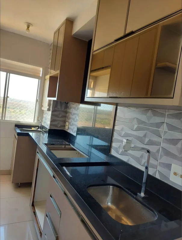APARTAMENTO REFORMADO COM MÓVEIS PLANEJADOS EM TAGUATINGA NORTEExcelente oportun...