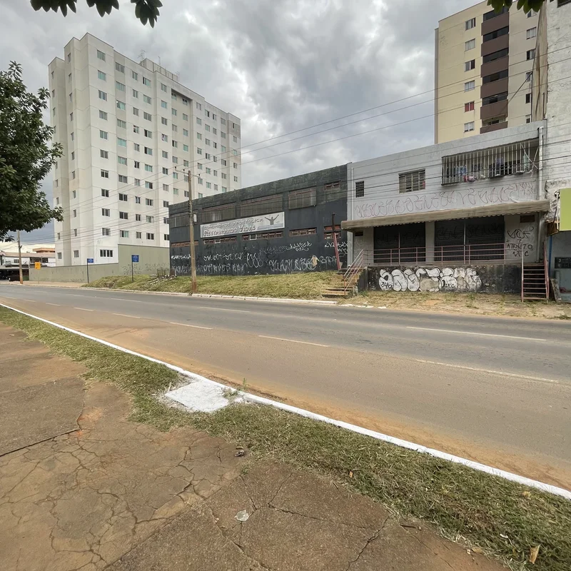 Oportunidade Prédio Comercial/Residencial QN : 414 samambaia Norte Av :principal...