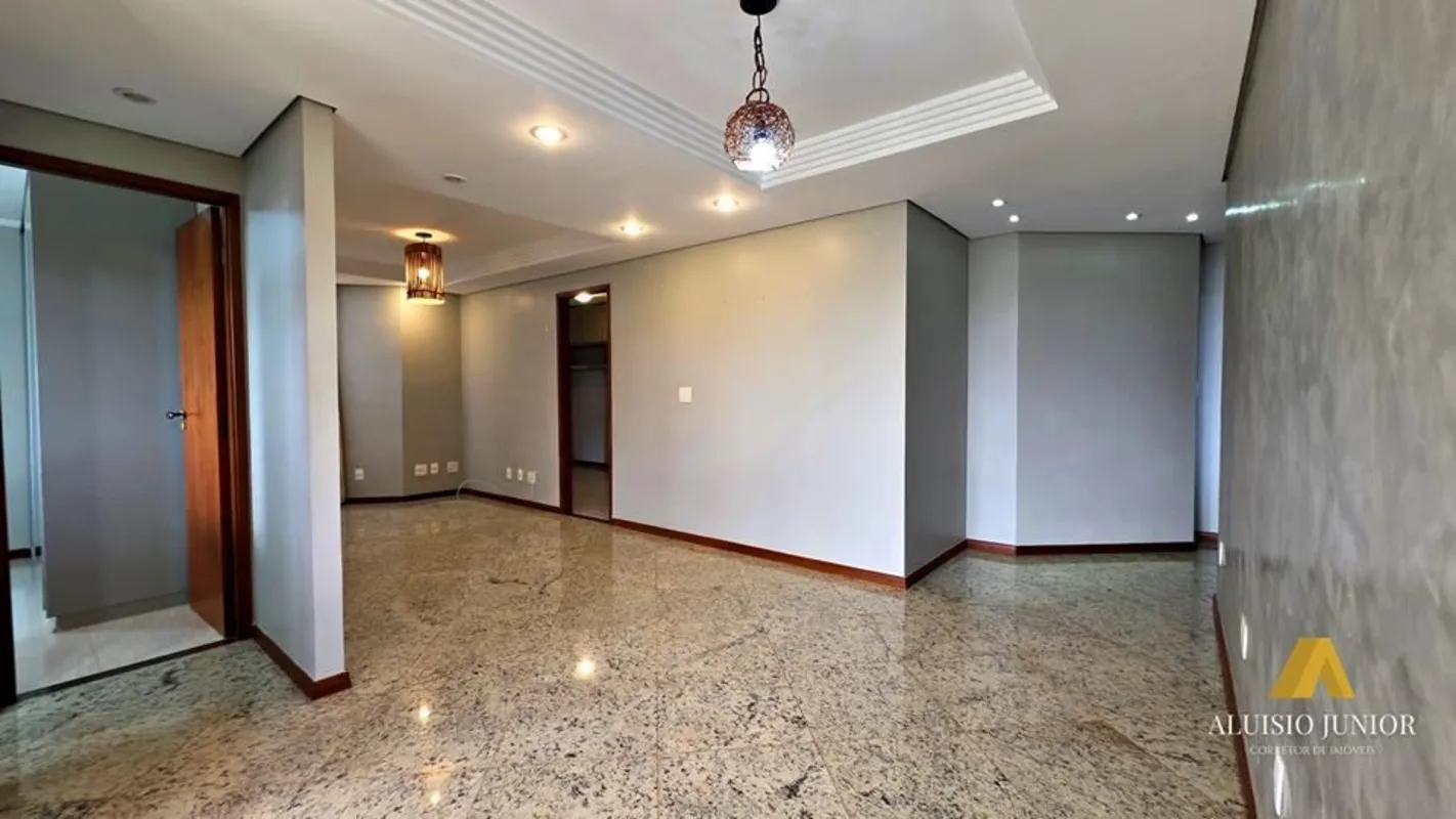VILLA153159 - Última atualização: 11/05/26 23:31 Superquadras 100, bloco D, 6º a...