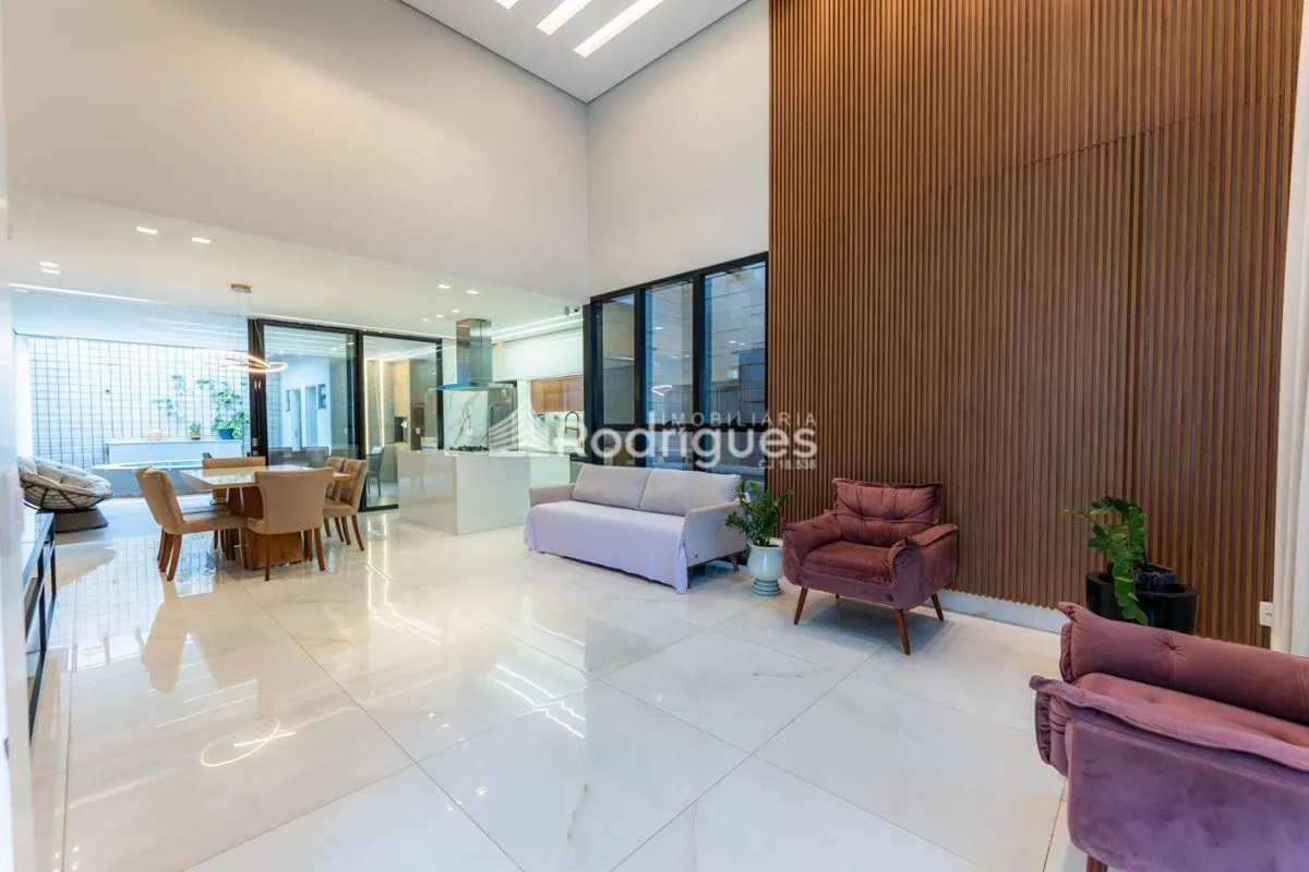 Rodrigues Imobiliária Aluga com exclusividade: Casa em condomínio americano na C...