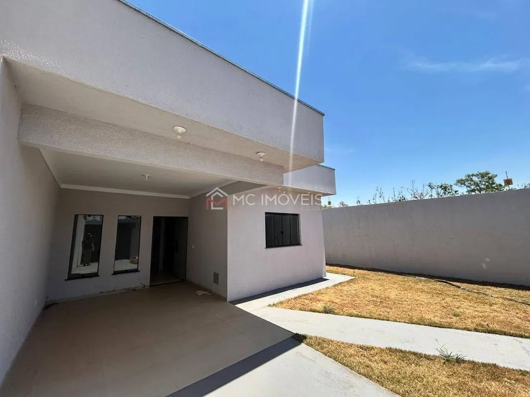 Casa à Venda em Águas Lindas | 3 Quartos | Suíte | 250 m² de Lote | 100 m² de Ár...