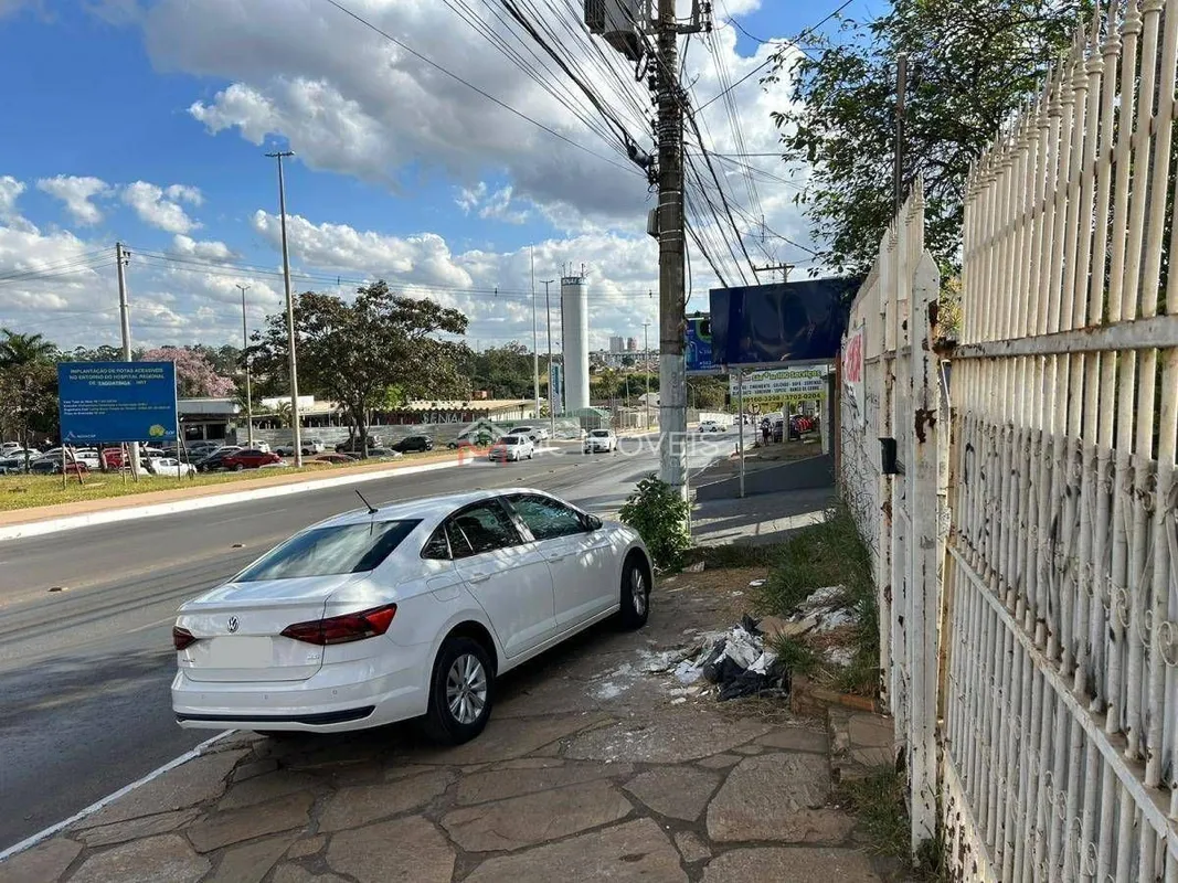 Casa à Venda na QNF 2 - Taguatinga Norte | 3 Quartos + Dependência Completa | 2 ...