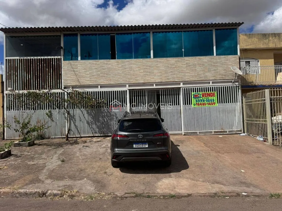 Sobrado à Venda na QNN 05 – Ceilândia Norte | 3 Residências Construídas | Lote 2...