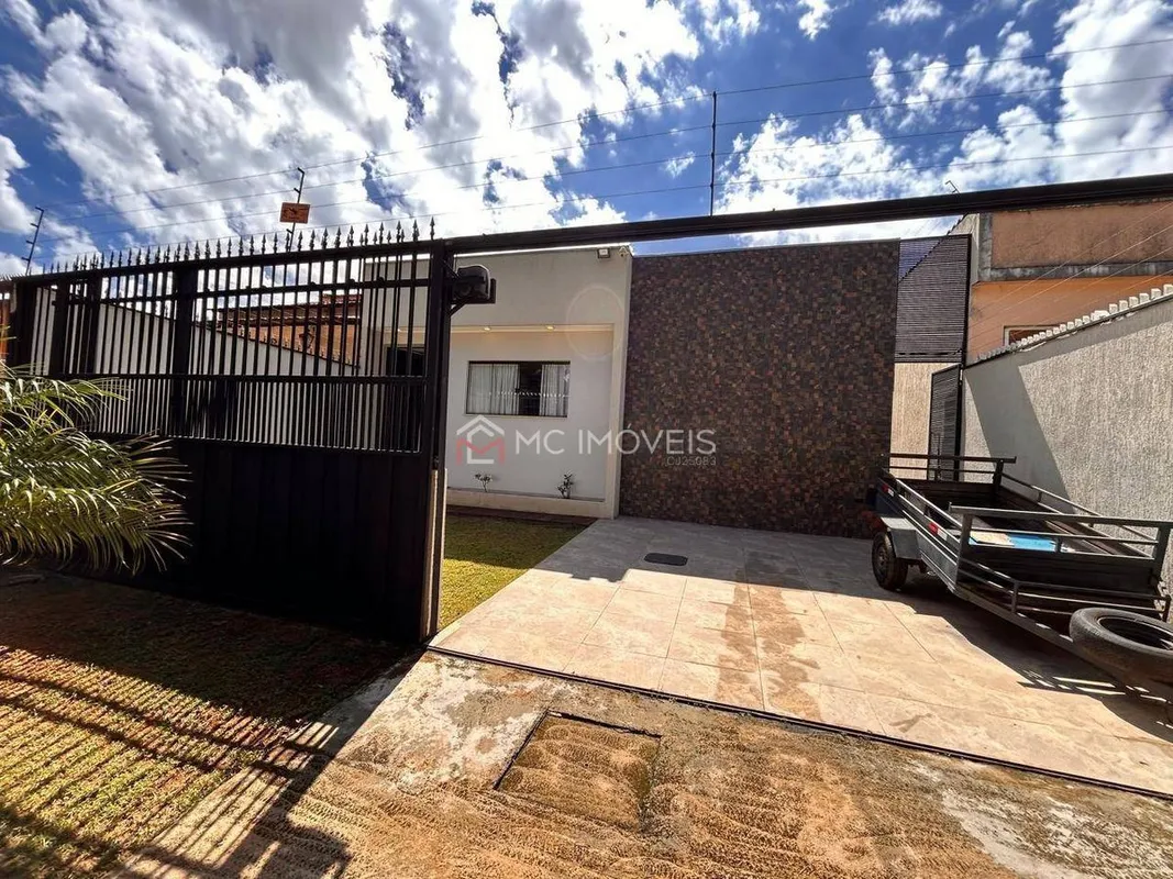Casa  à Venda na Quadra 4, Conjunto C – Sobradinho | 3 Quartos | Alto Padrão | E...