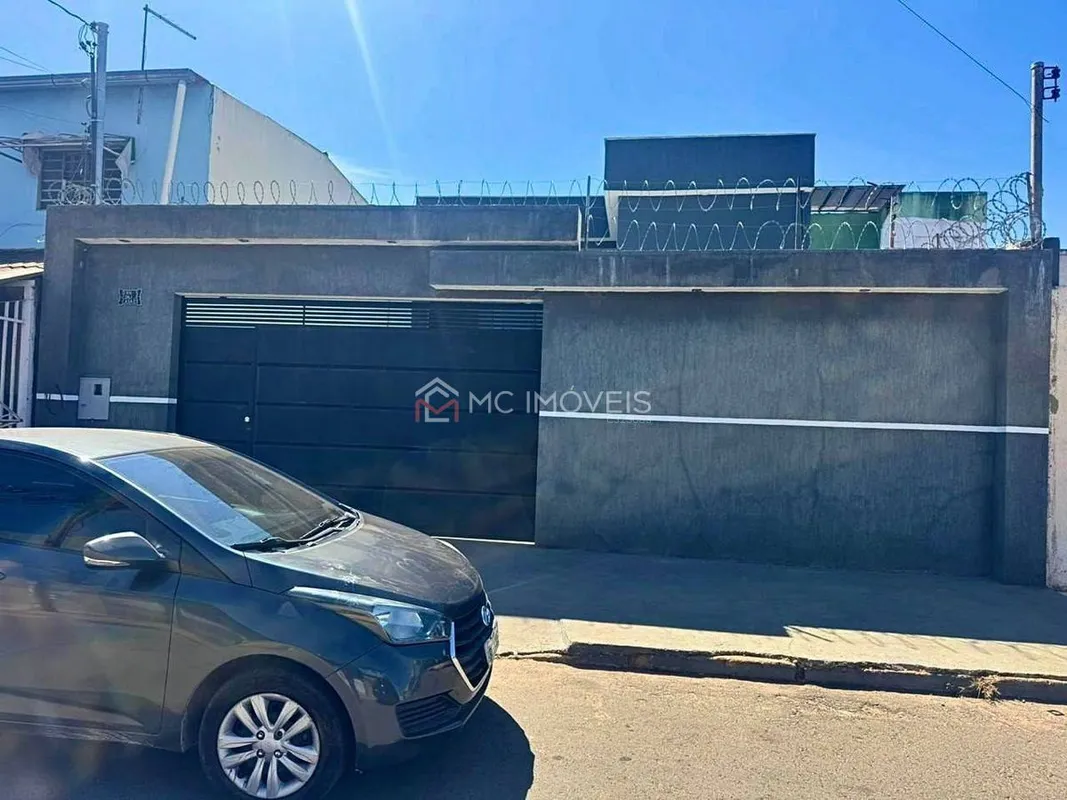 Casa à Venda na QNN 5 Conjunto E – Ceilândia Norte | 3 Suítes | Piscina | Garage...