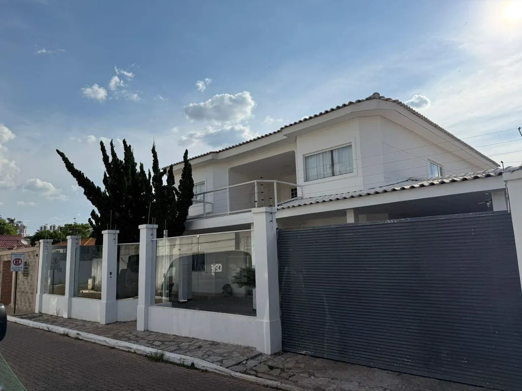 EXCELENTE CASA DE ALTO PADRÃO | 8 QUARTOS | 4 SUÍTES | LAZER COMPLETO | LOTE 800...