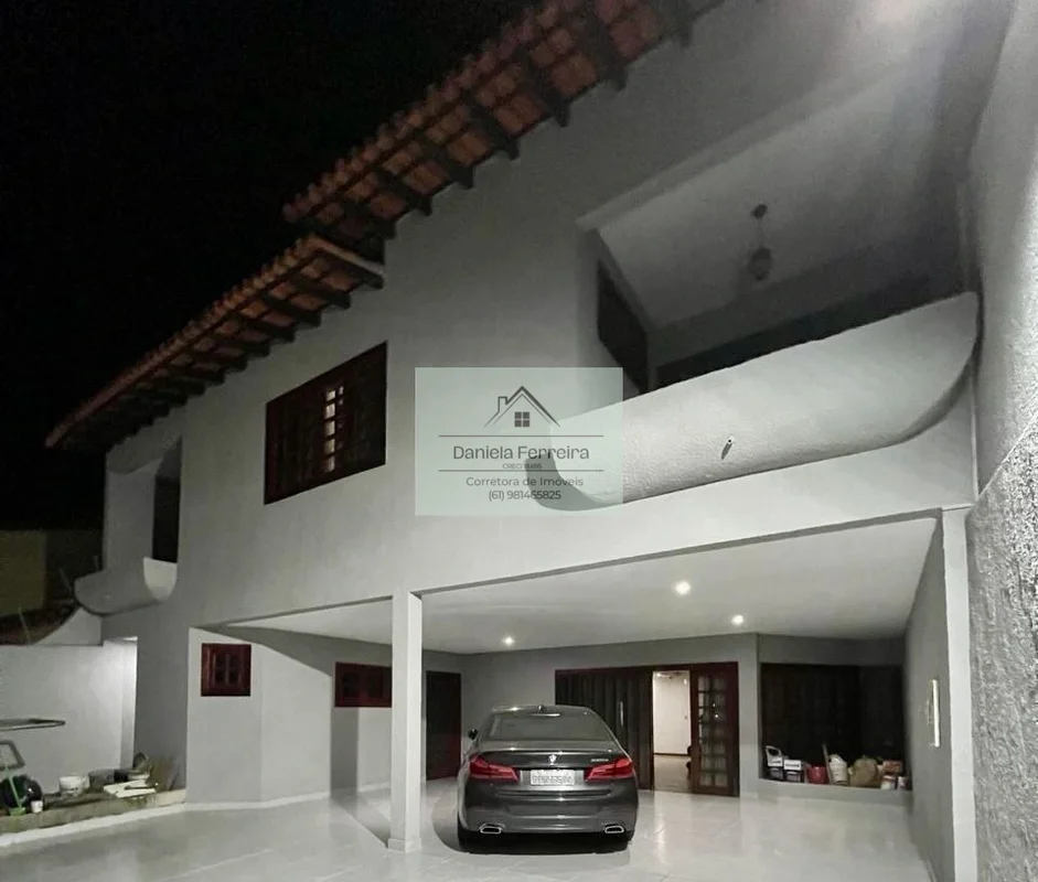 OPORTUNIDADE SOBRADO COMPLETOVENDO ótimo sobrado com 408 m², 6 quartos, sendo 5 ...
