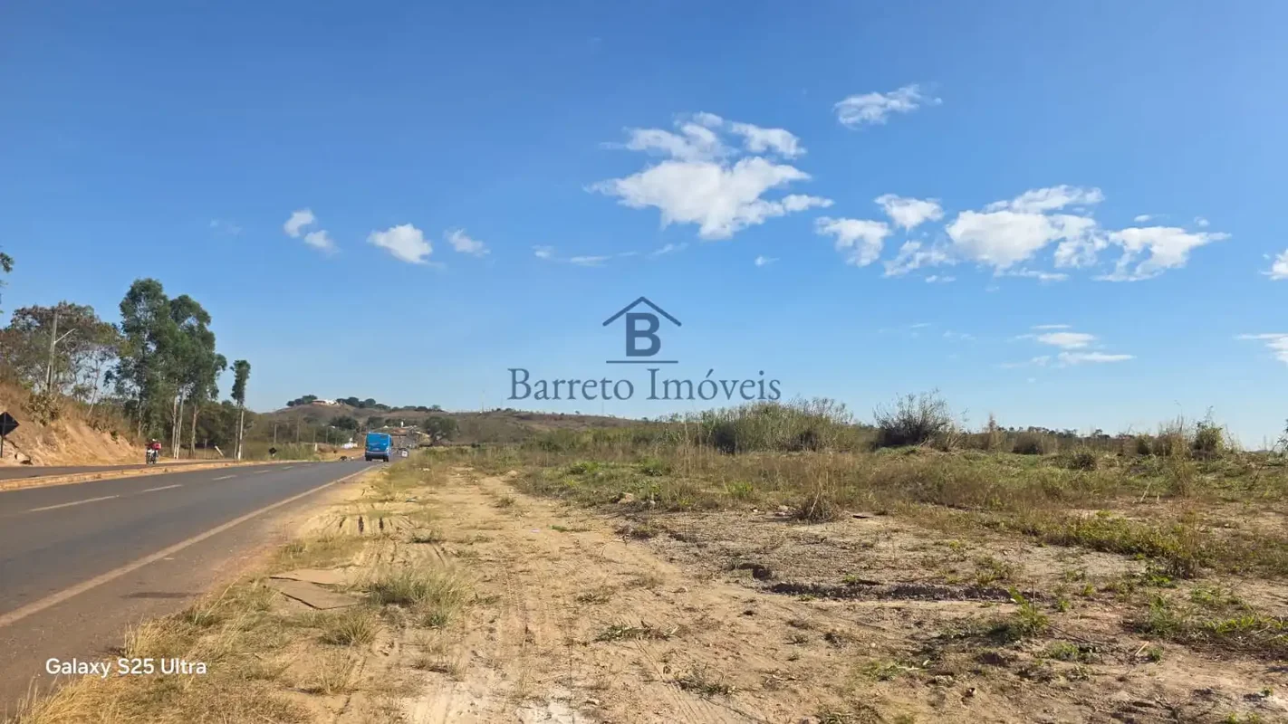 LOCALIZAÇÃO PREMIUM:Frente para Av. Goiás (visibilidade máxima e acesso privileg...