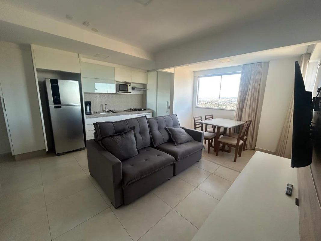 Descubra seu novo lar na Rua PLH 01, bairro Park Lozandes, Goiânia-GO. Este apar...