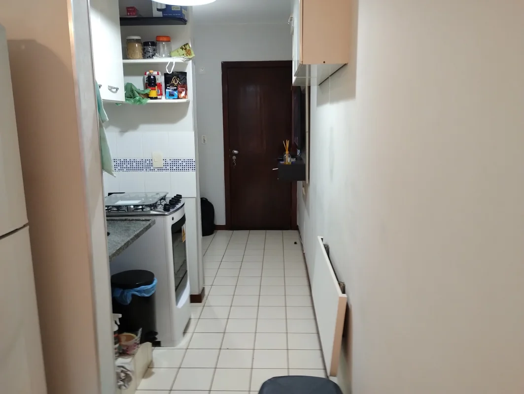 Imagine morar no coração da Asa Sul, em uma charmosa kitnet mobiliada na SGAS 91...