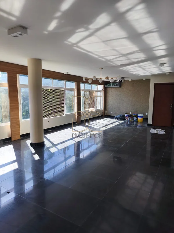 BE INVEST IMOB VENDE:Apartamento para Locação – 305 Sul | 5º Andar | 183m²• Sala...