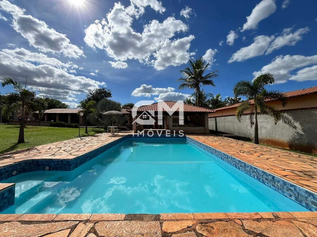 A GM Imóveis vende casa no Residencial Marina.Diferencial: tamanho do lote, um d...