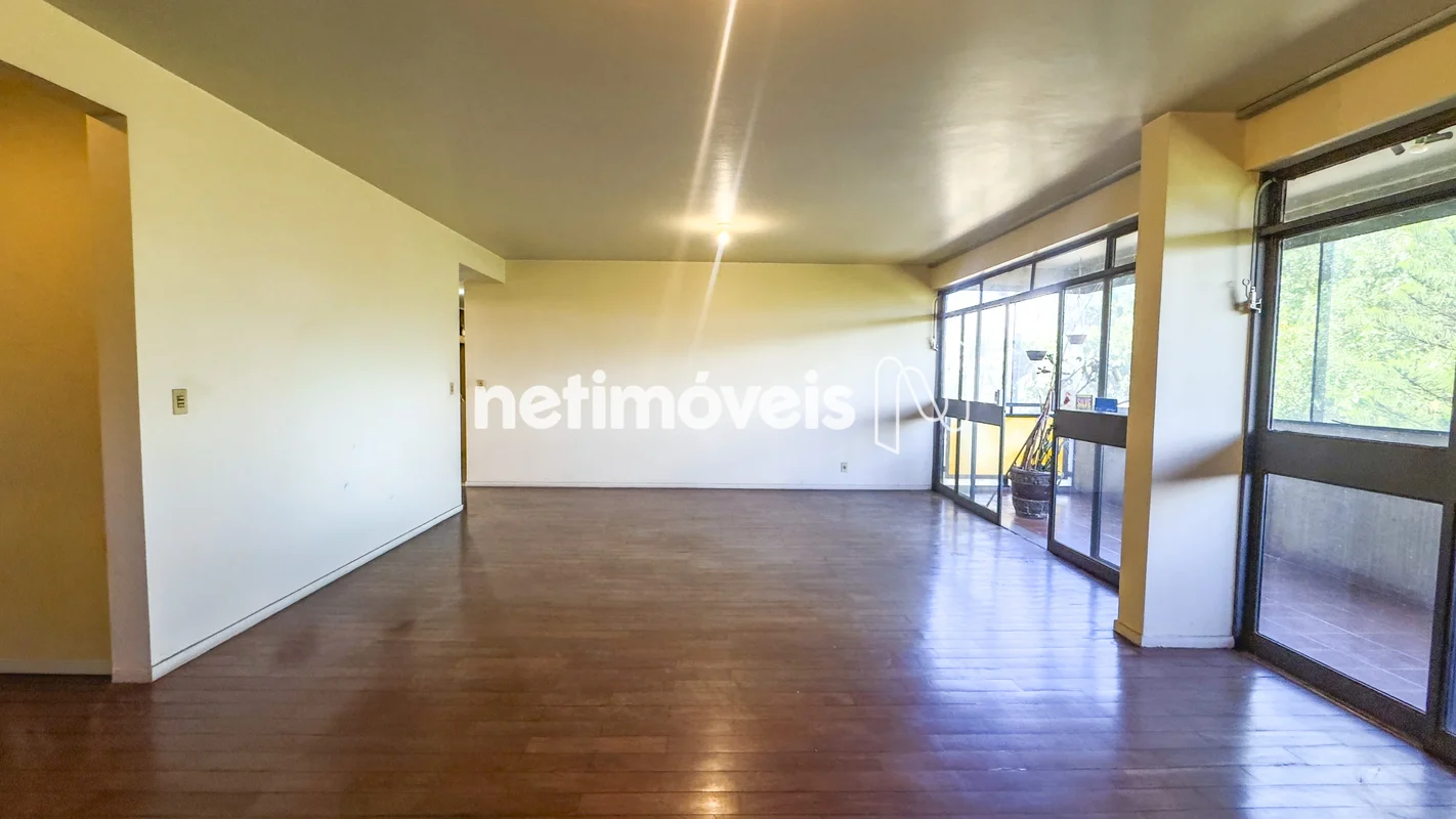 SAN 1177636Descubra um excelente apartamento na SQS 213, na ASA SUL, Brasília, D...