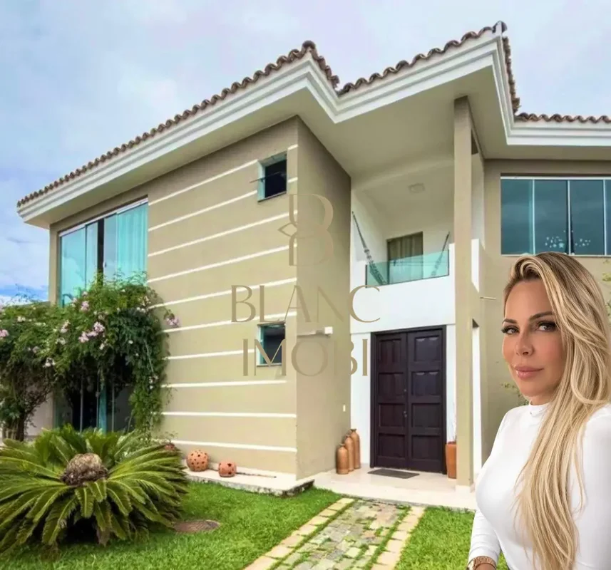 UMA CASA QUE NÃO SE EXPLICA. SE SENTE. No cenário mais desejado do Lago Norte, e...