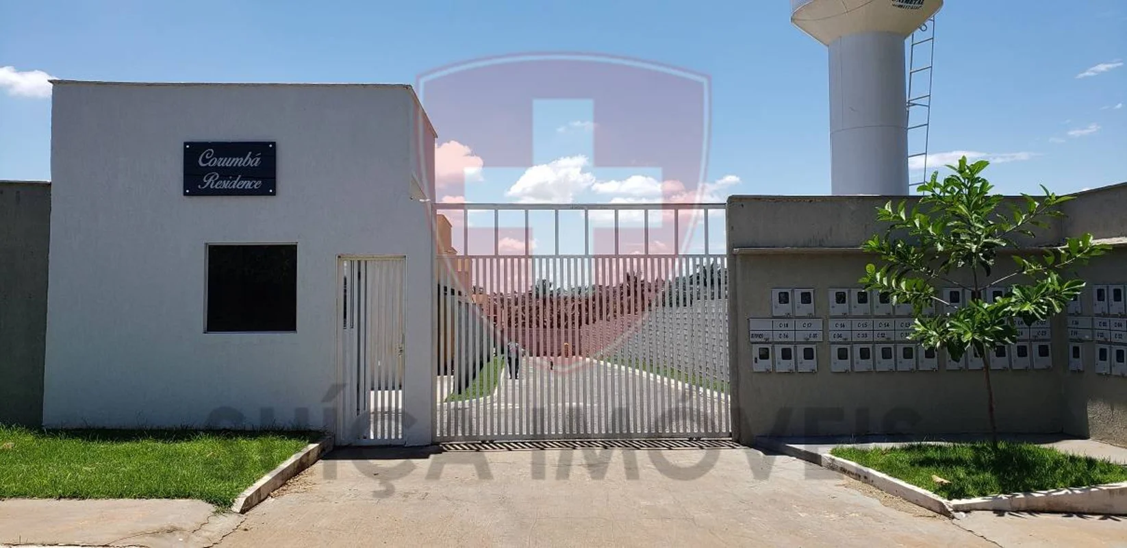 Excelente casa em condomínio!Possui 2 quartos, 1 vaga de garagem, área externa c...