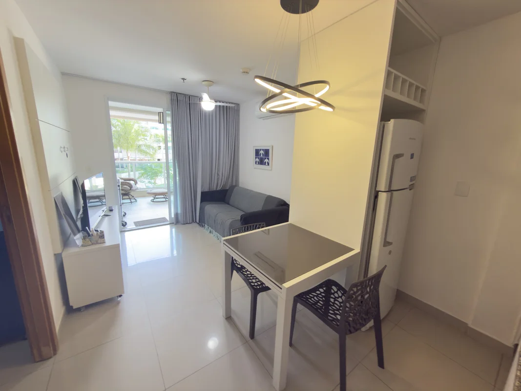 Descubra o conforto e praticidade de morar em um apartamento totalmente mobiliad...