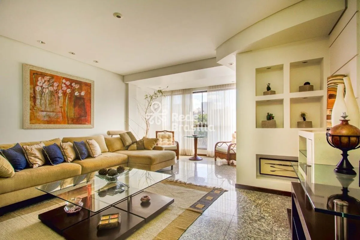 Cobertura duplex mobiliada na Asa Norte, pensada para quem busca exclusividade, ...