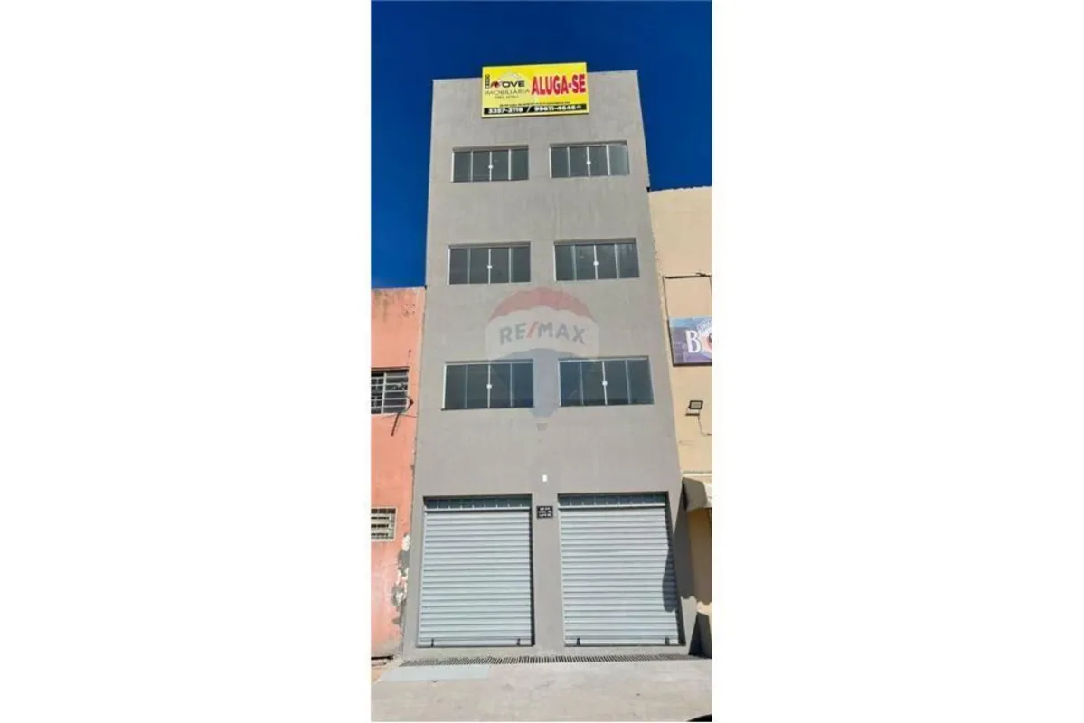 Aluguel de loja na QN 316 em Samambaia SulSendo 100m2 solo e mais 100m2 subsoloc...