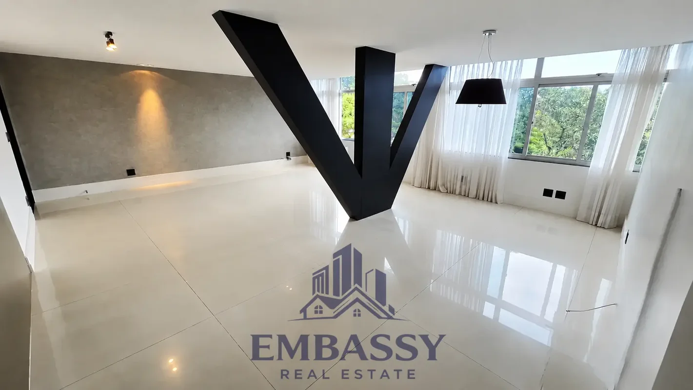 LOCAÇÃO APENAS PARA DIPLOMATAS E EMBAIXADAS!POSSIBILIDADE DE ALUGAR MOBILIADO!Co...