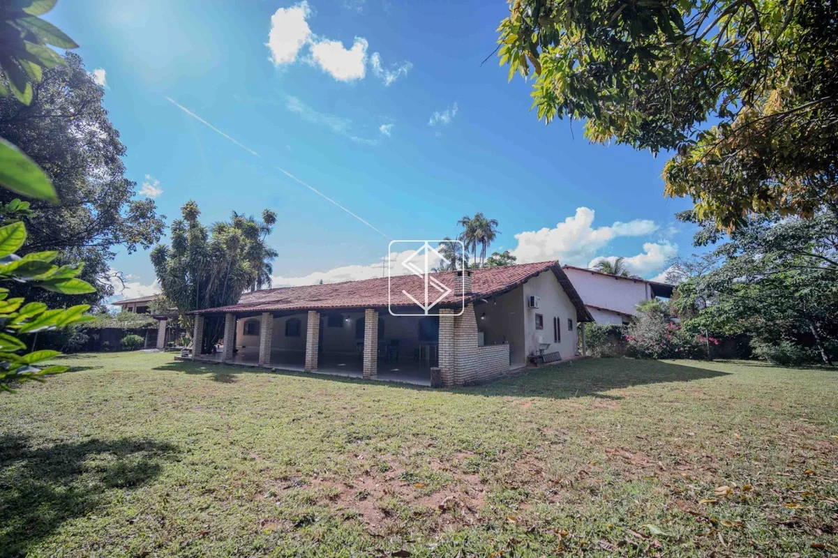 Lago Sul – QI 29 | Sofisticação, espaço e localização privilegiadaExcelente opor...