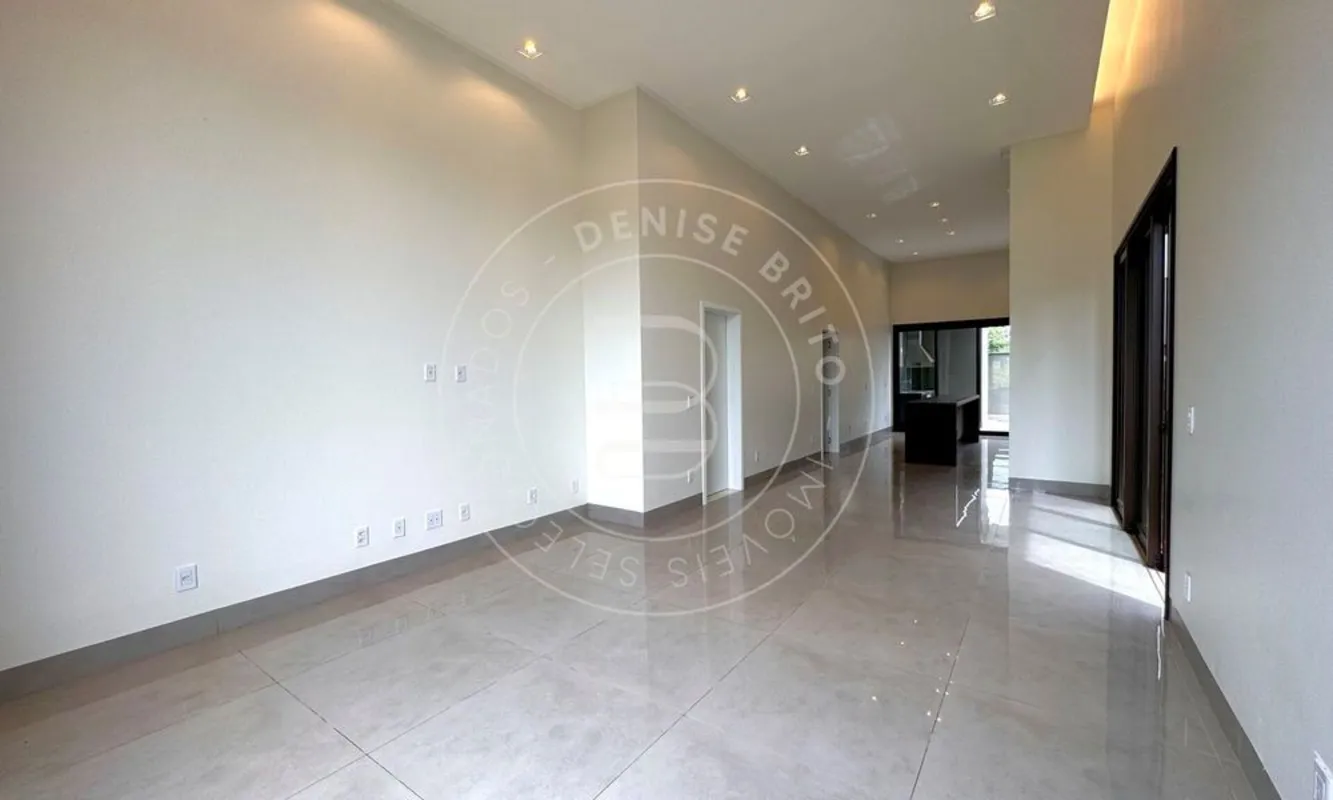 Casa térrea à venda no Condomínio Jardins Barcelona, ??em Senador Canedo, com pl...