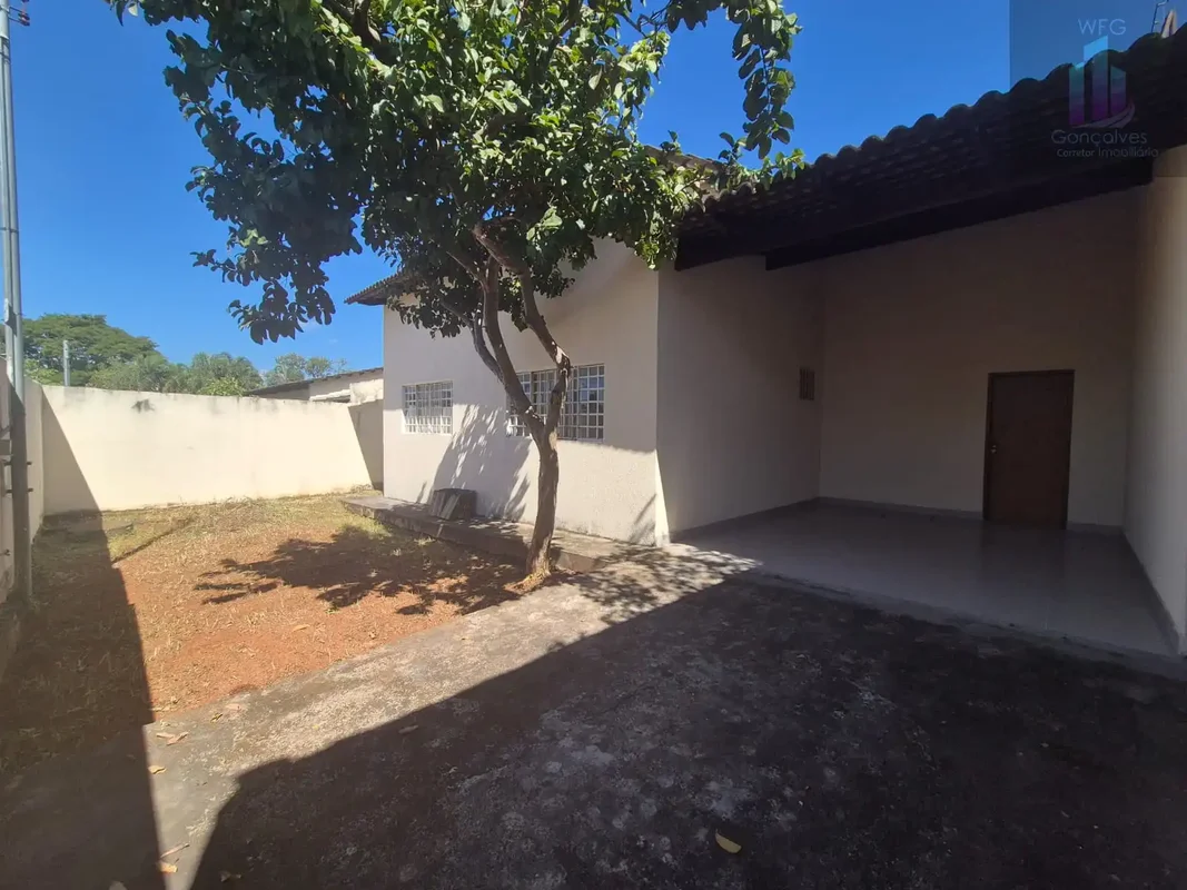 CASA À VENDA — SETOR CIDADE LIVRE | APARECIDA DE GOIÂNIA 13 MINUTOS DO BURITI SH...