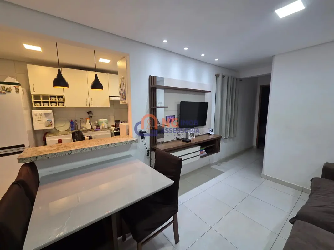 Localização:Saída rápida para EPNBImóvel:Apartamento 2 quartos, sala, cozinha, á...