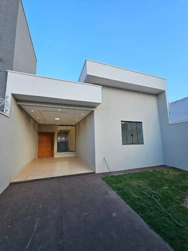 Casa à venda localizado no Sítios Santa Luzia, em Aparecida de Goiânia - GO.Valo...
