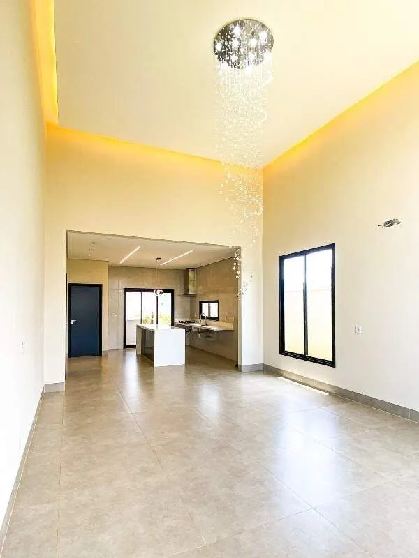 Casa de Alto Padrão em Alphaville 1 - Senador Canedo Com 364,31m² de terreno e 1...