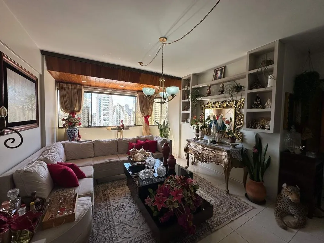 Residencial Lourenzzo - Setor Bueno 4 quartos, completa em armários e área de la...