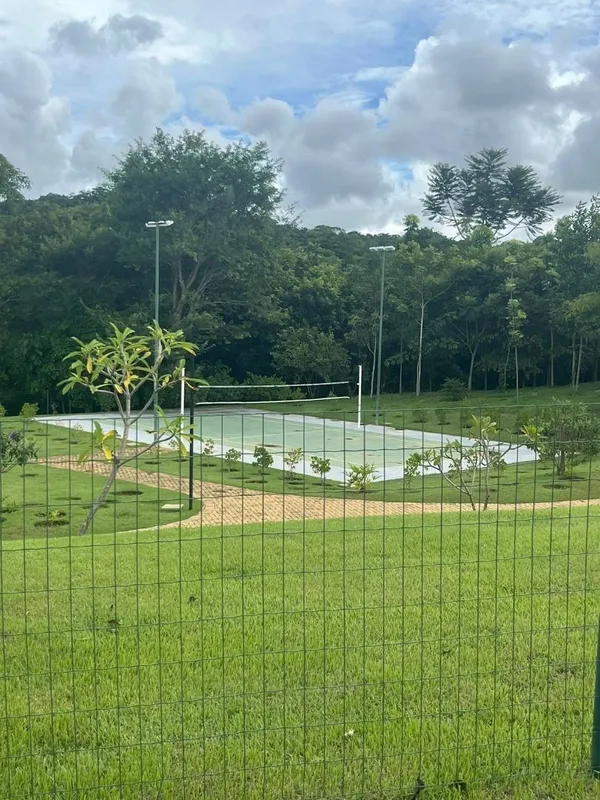 Terreno à venda de 305m² Jardins Porto - Senador CanedoLote de 305m² em condomin...