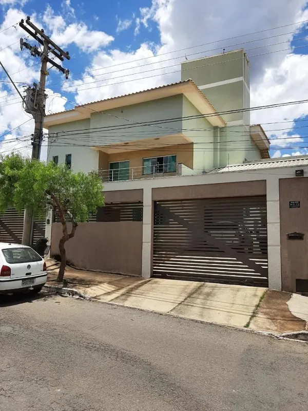 Sobrado à venda, 426 m² por R$ 1.480.000,00 - Vila Osvaldo Rosa - Goiânia/GO- Sã...