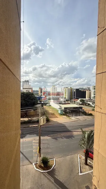 OPORTUNIDADE! RESIDENCIAL SIENAFrente para rua, sala com varanda, ótima cozinha ...