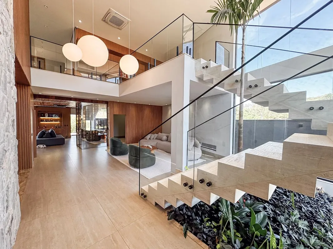Vendo sobrado mobiliado no condomÃ­nio Plateau D'or Unique 520 mÂ² de construÃ§Ã...