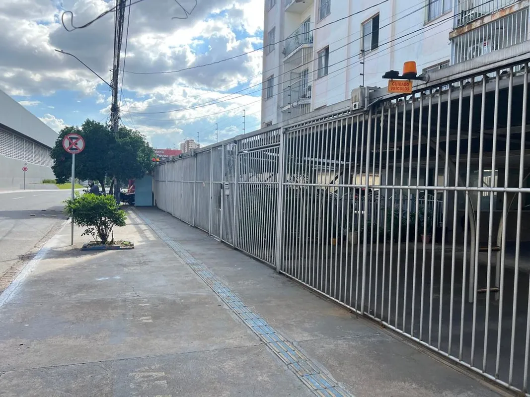 Apartamento localizado na Avenida Anhanguera, nº 920, Setor Leste Vila Nova, uni...
