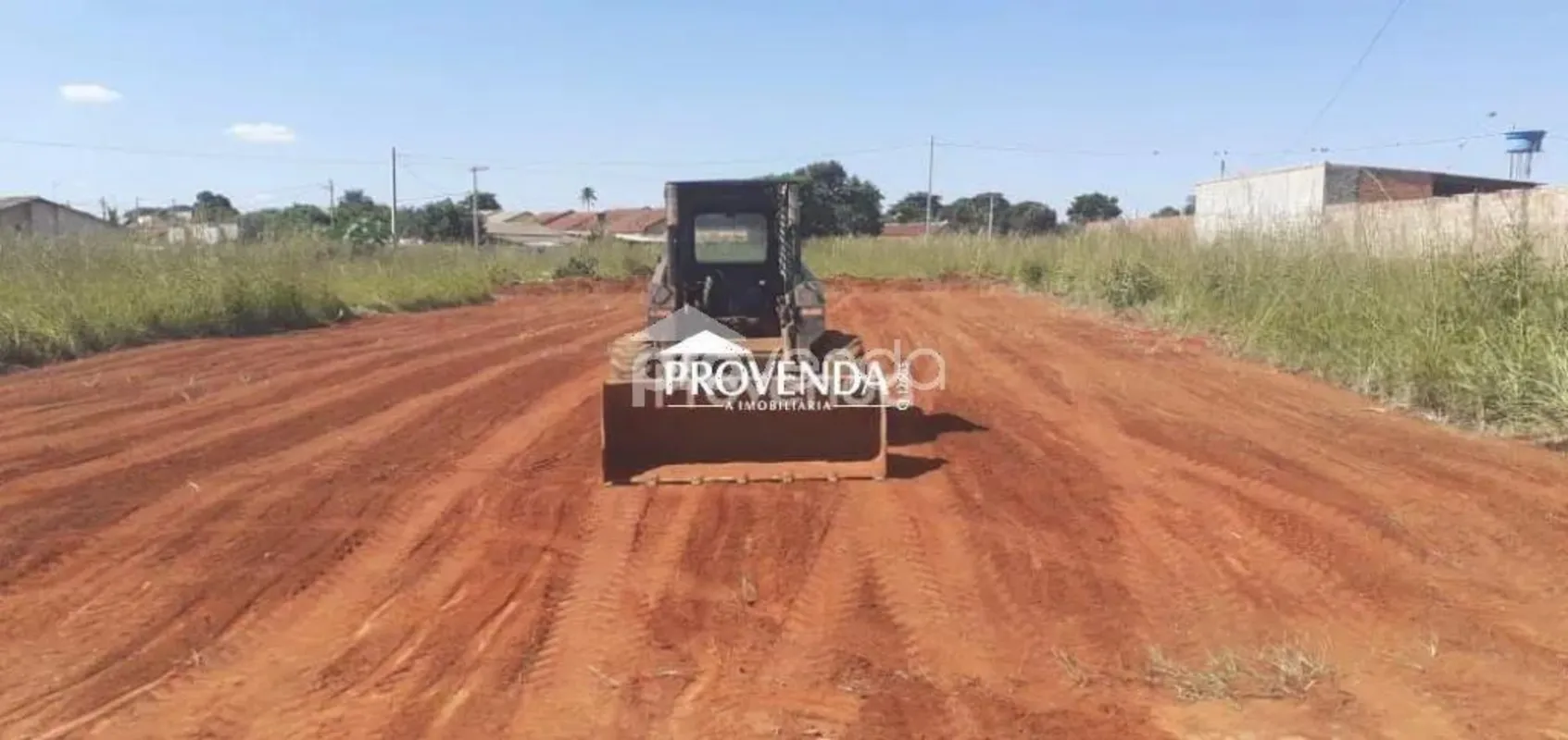 Área comercial para aluguel contendo 771,63m, sendo 26,87m² de frente por 26,87m...