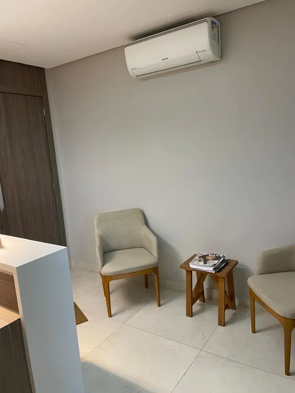 Sala comercial ideal para escritório de advocacia ou consultorio. Torre Tower II...