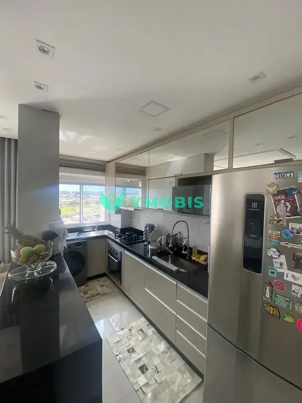 EXISTEM APARTAMENTOS BONITOS. E EXISTEM APARTAMENTOS QUE ENCANTAM NO PRIMEIRO MI...