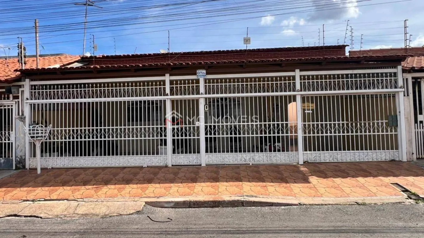 Casa à Venda na QNM 17 Conjunto D – Ceilândia Sul | 3 Quartos | Lote de 250 m² |...