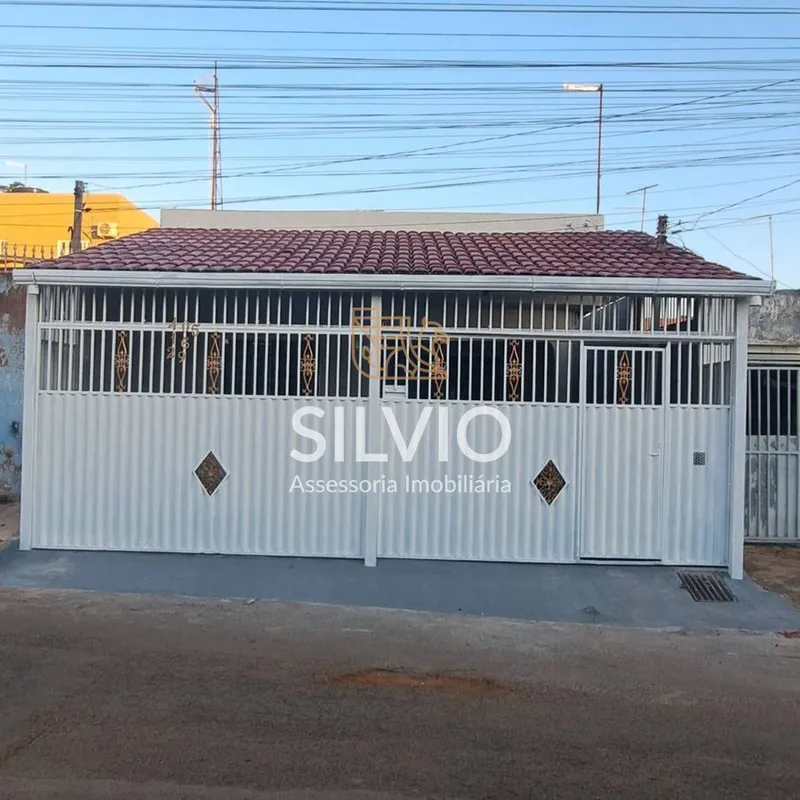 Casa reformada à venda na QR 405 – Samambaia Norte Se você procura uma casa pron...