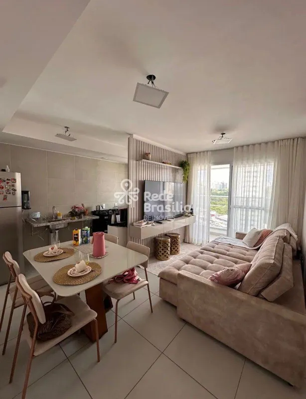 Apartamento de 2 quartos, 2 banheiros, em andar alto, com excelente posição poen...