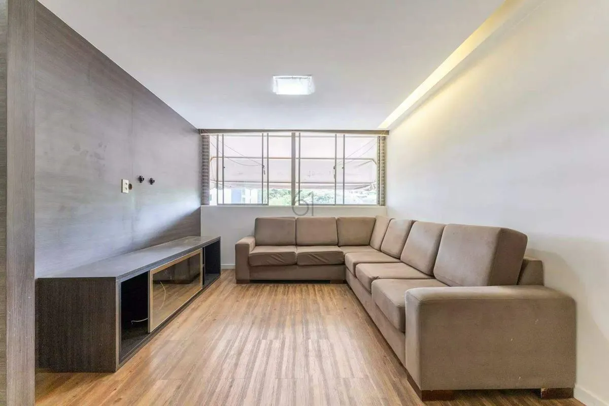 APARTAMENTO VAZADO, 4 QUARTOS (1 SUÍTE) À VENDA NA SQN 314!Ambientes amplos, exc...