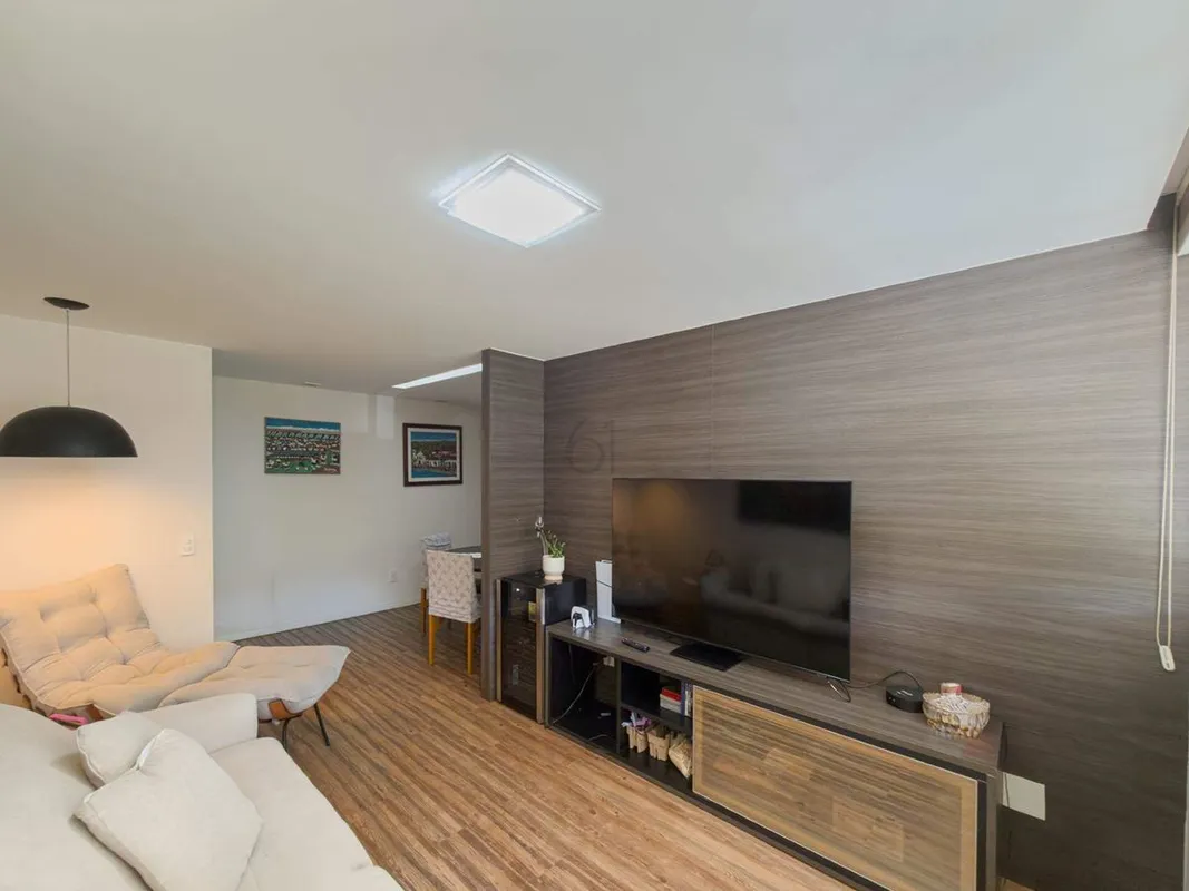 APARTAMENTO VAZADO, 4 QUARTOS (1 SUÍTE) À VENDA NA SQN 314!Ambientes amplos, exc...