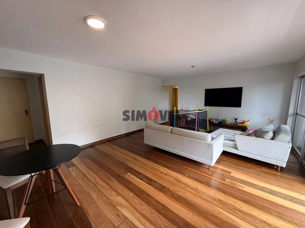 155m², 4 qtos, suíte, varanda, 2 vagas, garagem, lazer, Ed. Cármenes, CSB 5 - R$...