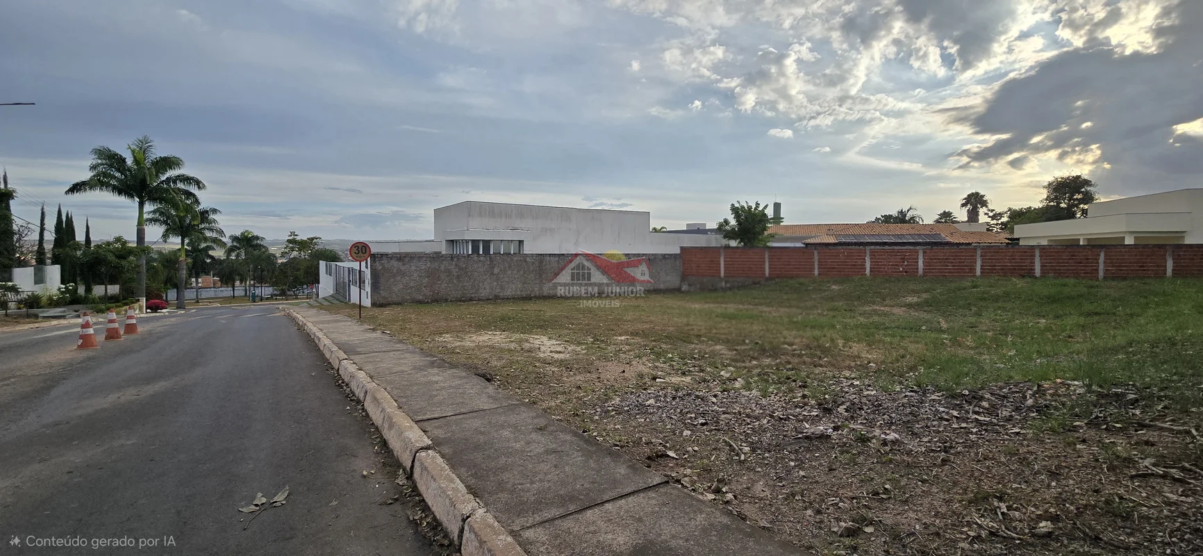 Escriturado! Aceita FinanciamentoOuro Vermelho II – Fase 1 | Quadra 21Lote com 8...