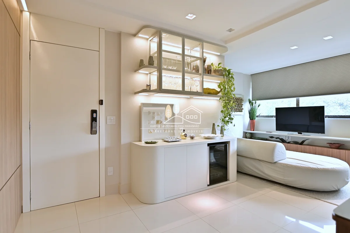 SQN 208 | EXCLUSIVIDADE, CONFORTO E SOFISTICAÇÃOApartamento impecável, totalment...