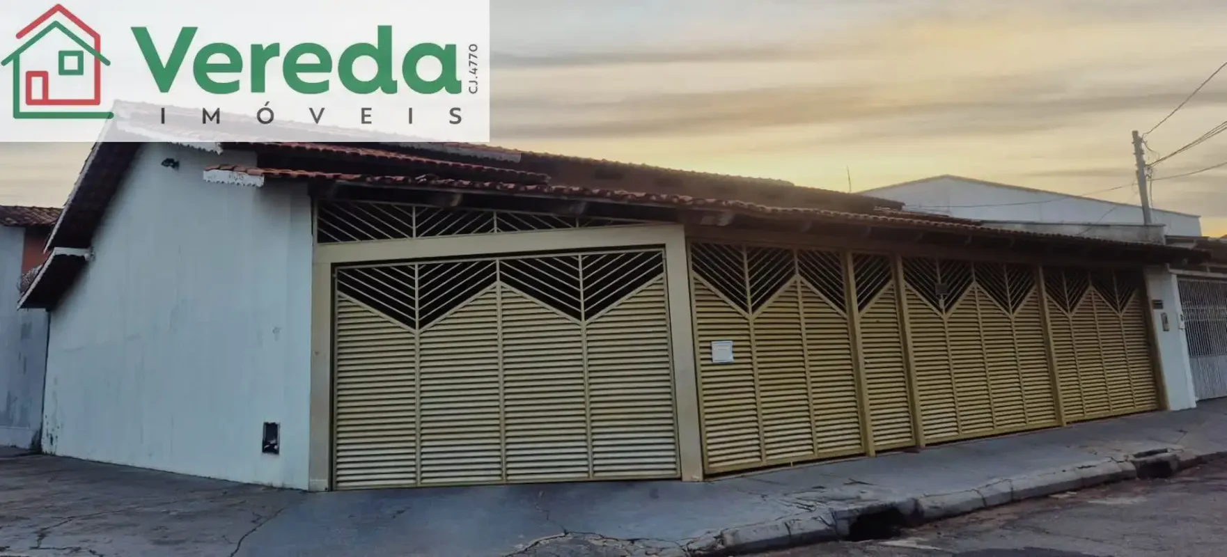 Oportunidade: Casa Espaçosa ao Lado do Shopping Bentivi (antigo Cidade Jardim).S...