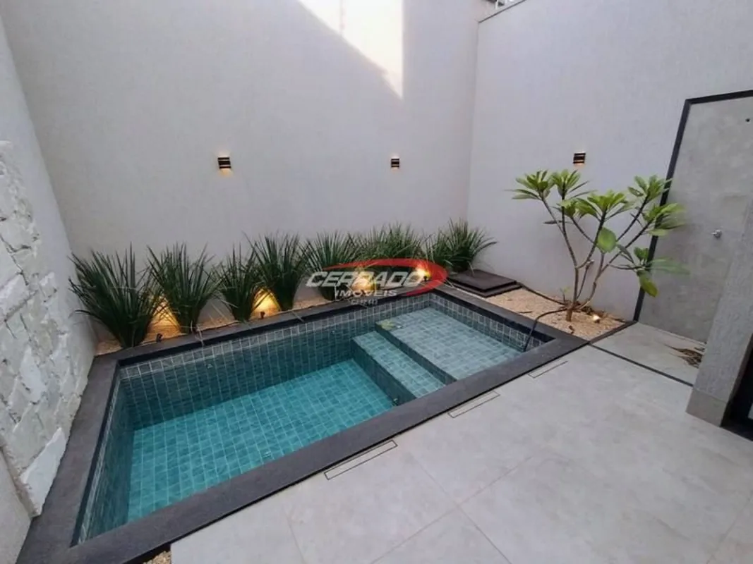 SOBRADOPavimento superior:3 suítes plenas, sendo a suíte do casal com banheira d...