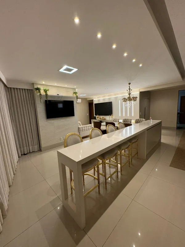 - 125m2- 3 suites plenas - 10 andar- Rico em armários - Projeto de iluminação - ...