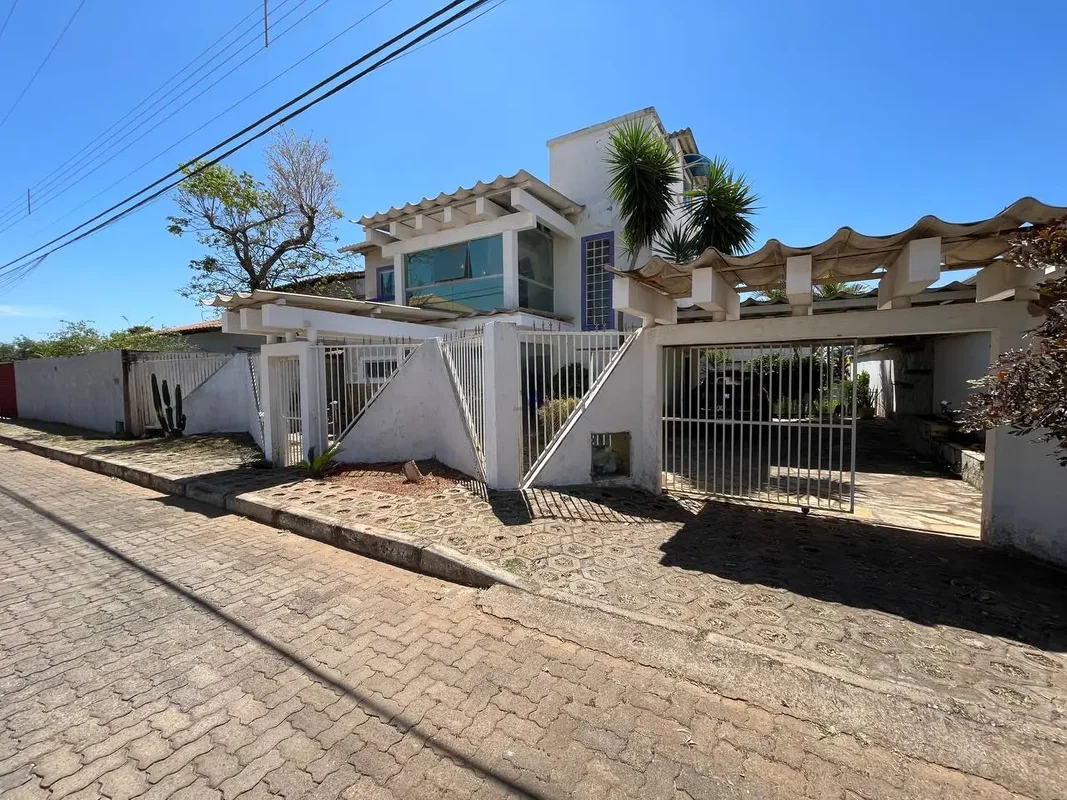 Casa na Região dos Lagos – Condomínio RK O RK é um dos condomínios mais completo...